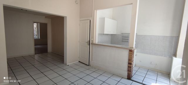 Afficher la photo en grand Appartement F3 à louer - 2 pièces - 43.56 m2 - BEAUJEU - 69 - RHONE-ALPES - Century 21 Coquillat Immobilier