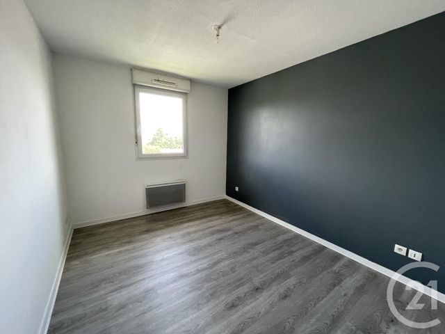 Afficher la photo en grand Appartement F2 à louer - 3 pièces - 56.71 m2 - BELLEVILLE - 69 - RHONE-ALPES - Century 21 Coquillat Immobilier