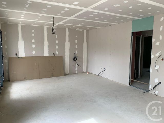 Afficher la photo en grand Appartement F3 à vendre - 4 pièces - 72.51 m2 - BELLEVILLE - 69 - RHONE-ALPES - Century 21 Coquillat Immobilier