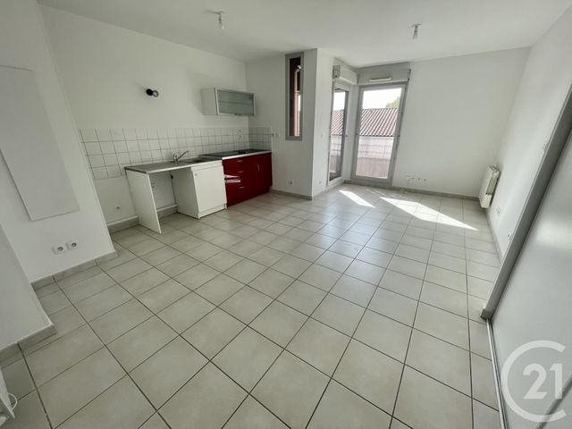 Appartement F2 à louer - 2 pièces - 41.2 m2 - BELLEVILLE - 69 - RHONE-ALPES - Century 21 Coquillat Immobilier