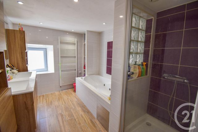 maison à vendre - 4 pièces - 156.69 m2 - QUINCIE EN BEAUJOLAIS - 69 - RHONE-ALPES - Century 21 Coquillat Immobilier