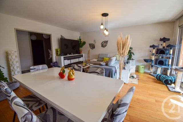 Appartement F4 à vendre - 4 pièces - 105.19 m2 - BELLEVILLE - 69 - RHONE-ALPES - Century 21 Coquillat Immobilier