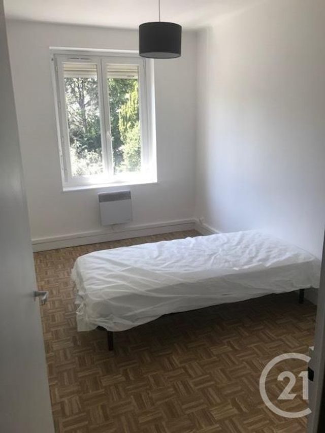 Afficher la photo en grand immeuble à vendre - 142.0 m2 - BELLEVILLE - 69 - RHONE-ALPES - Century 21 Coquillat Immobilier