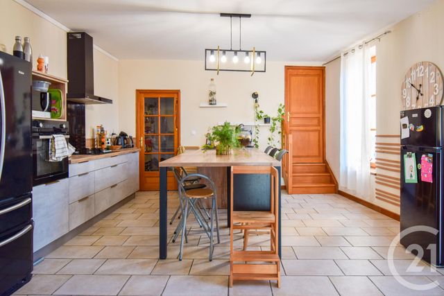 maison à vendre - 5 pièces - 189.61 m2 - ST GEORGES DE RENEINS - 69 - RHONE-ALPES - Century 21 Coquillat Immobilier