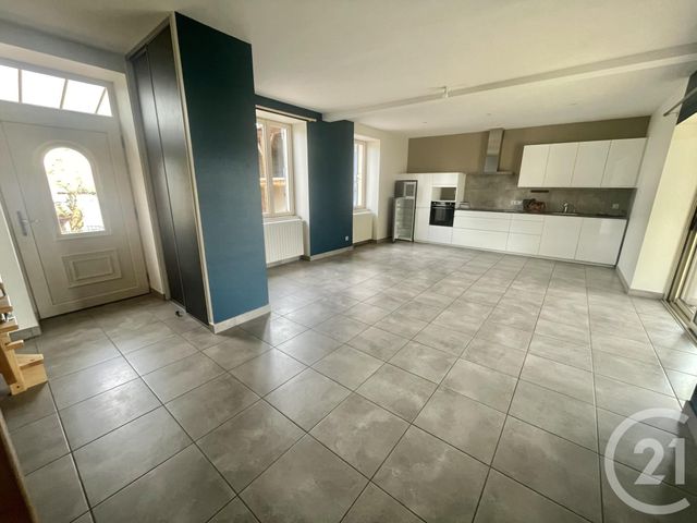 maison à louer - 3 pièces - 84.0 m2 - ST AMOUR BELLEVUE - 71 - BOURGOGNE - Century 21 Coquillat Immobilier