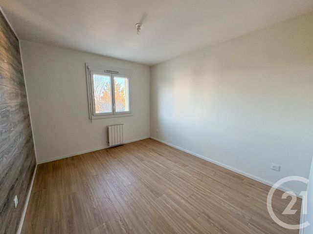 Appartement F3 à louer - 3 pièces - 63.0 m2 - VILLIE MORGON - 69 - RHONE-ALPES - Century 21 Coquillat Immobilier