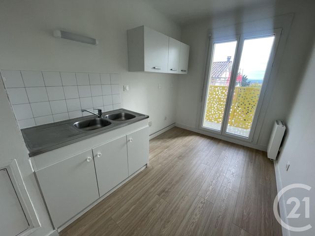 Afficher la photo en grand Appartement F3 à louer - 3 pièces - 63.0 m2 - VILLIE MORGON - 69 - RHONE-ALPES - Century 21 Coquillat Immobilier