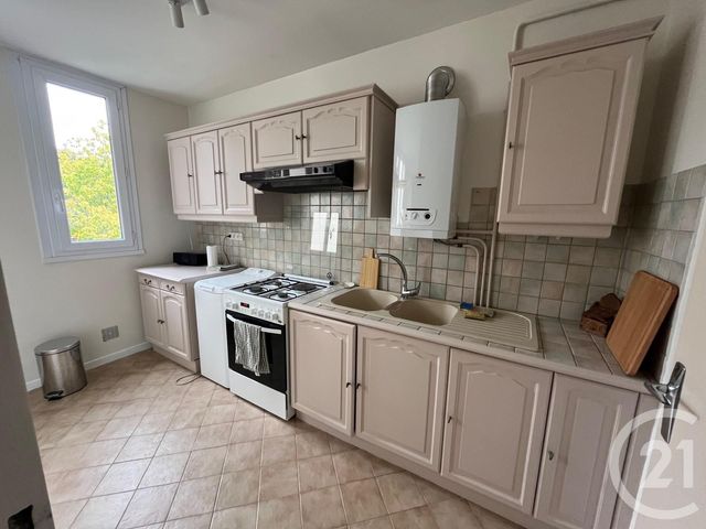 Afficher la photo en grand Appartement F2 à louer - 2 pièces - 59.0 m2 - CALUIRE ET CUIRE - 69 - RHONE-ALPES - Century 21 Coquillat Immobilier