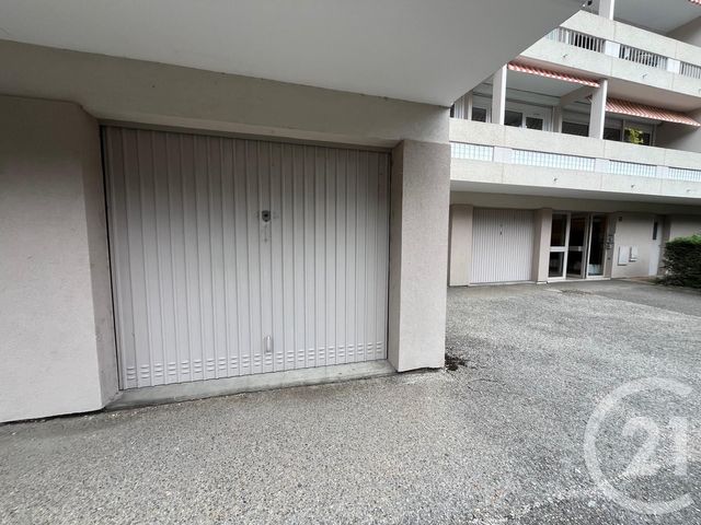 Afficher la photo en grand Appartement F2 à louer - 2 pièces - 59.0 m2 - CALUIRE ET CUIRE - 69 - RHONE-ALPES - Century 21 Coquillat Immobilier