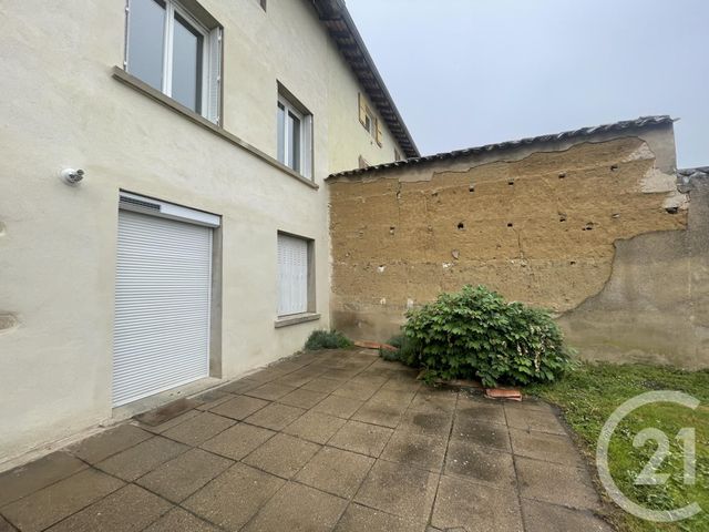 Appartement T3 à louer - 3 pièces - 88.06 m2 - VILLENEUVE - 01 - RHONE-ALPES - Century 21 Coquillat Immobilier