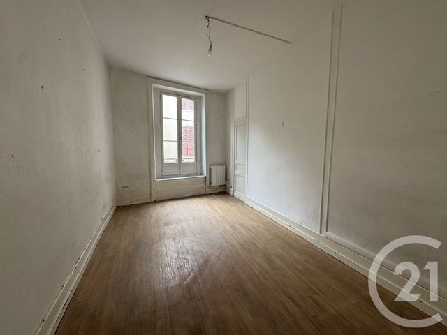 Afficher la photo en grand Appartement F4 à vendre - 4 pièces - 74.87 m2 - BEAUJEU - 69 - RHONE-ALPES - Century 21 Coquillat Immobilier