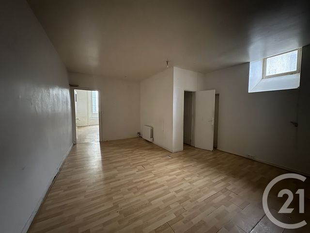 Afficher la photo en grand Appartement F4 à vendre - 4 pièces - 74.87 m2 - BEAUJEU - 69 - RHONE-ALPES - Century 21 Coquillat Immobilier