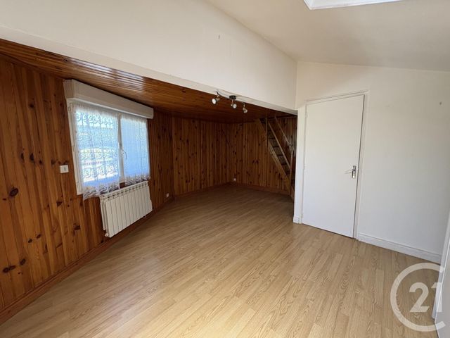 Afficher la photo en grand immeuble à vendre - 236.72 m2 - MONSOLS - 69 - RHONE-ALPES - Century 21 Coquillat Immobilier