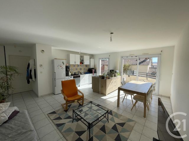 Appartement F3 à vendre - 4 pièces - 61.74 m2 - MONTMERLE SUR SAONE - 01 - RHONE-ALPES - Century 21 Coquillat Immobilier