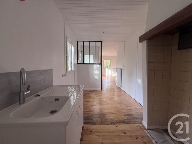 maison à louer - 3 pièces - 65.0 m2 - MESSIMY SUR SAONE - 01 - RHONE-ALPES - Century 21 Coquillat Immobilier