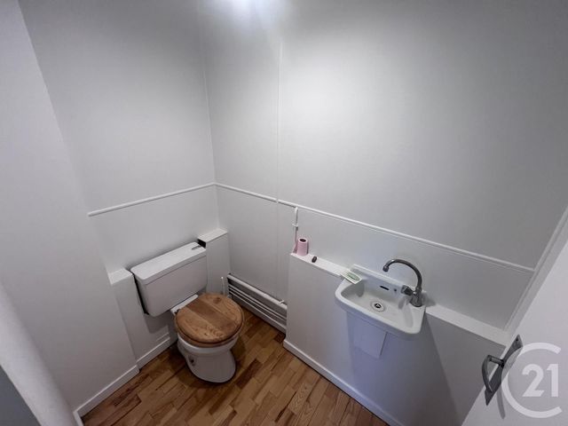 maison à louer - 3 pièces - 65.0 m2 - MESSIMY SUR SAONE - 01 - RHONE-ALPES - Century 21 Coquillat Immobilier