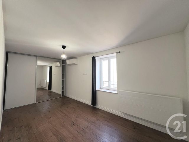 maison à louer - 3 pièces - 81.0 m2 - FLEURIE - 69 - RHONE-ALPES - Century 21 Coquillat Immobilier