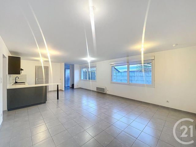 Appartement F4 à vendre - 4 pièces - 94.25 m2 - REPLONGES - 01 - RHONE-ALPES - Century 21 Coquillat Immobilier