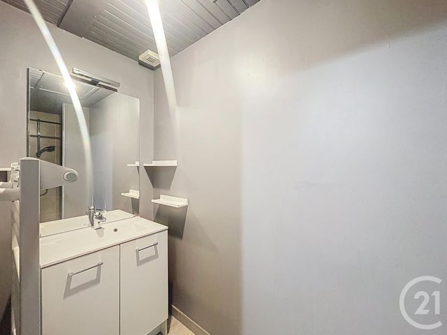 Appartement F4 à vendre - 4 pièces - 94.25 m2 - REPLONGES - 01 - RHONE-ALPES - Century 21 Coquillat Immobilier