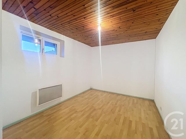 Appartement F4 à vendre - 4 pièces - 94.25 m2 - REPLONGES - 01 - RHONE-ALPES - Century 21 Coquillat Immobilier