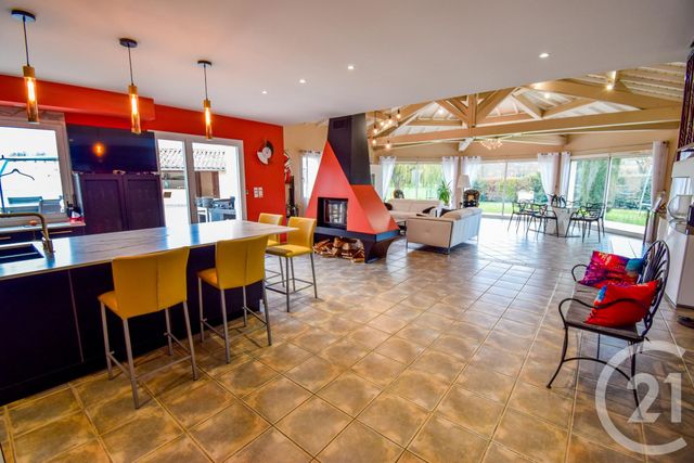 maison à vendre - 9 pièces - 243.8 m2 - CERCIE - 69 - RHONE-ALPES - Century 21 Coquillat Immobilier