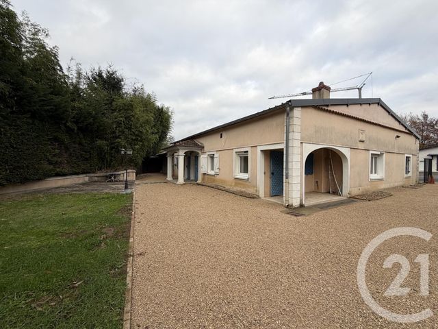 Maison à louer MONTMERLE SUR SAONE