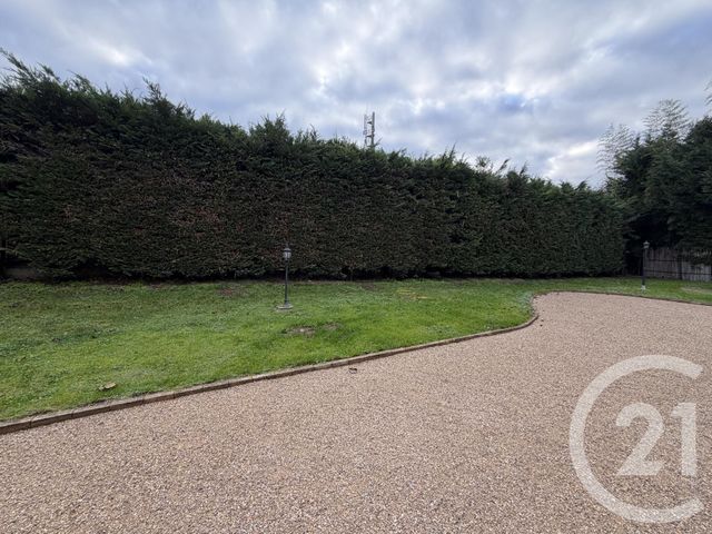 maison à louer - 5 pièces - 125.82 m2 - MONTMERLE SUR SAONE - 01 - RHONE-ALPES - Century 21 Coquillat Immobilier