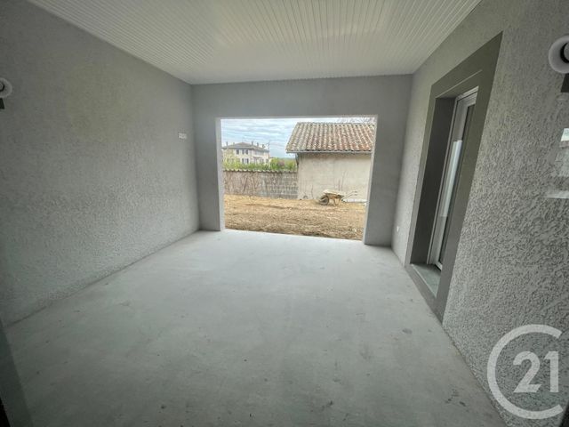 maison à louer - 5 pièces - 134.0 m2 - LA CHAPELLE DE GUINCHAY - 71 - BOURGOGNE - Century 21 Coquillat Immobilier