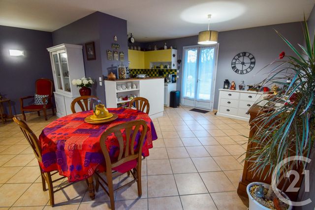 maison à vendre - 4 pièces - 117.13 m2 - ST GEORGES DE RENEINS - 69 - RHONE-ALPES - Century 21 Coquillat Immobilier