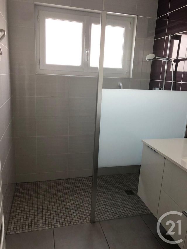 maison à louer - 4 pièces - 92.07 m2 - ST LAGER - 69 - RHONE-ALPES - Century 21 Coquillat Immobilier