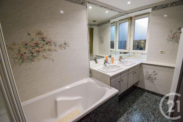 maison à vendre - 9 pièces - 161.0 m2 - VAUXRENARD - 69 - RHONE-ALPES - Century 21 Coquillat Immobilier