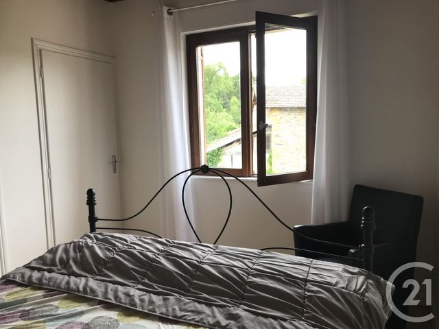 maison à louer - 5 pièces - 130.0 m2 - JULIENAS - 69 - RHONE-ALPES - Century 21 Coquillat Immobilier