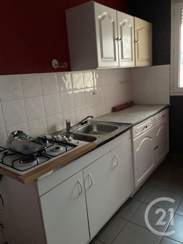 Appartement F3 à louer - 3 pièces - 62.54 m2 - BELLEVILLE - 69 - RHONE-ALPES - Century 21 Coquillat Immobilier