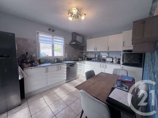 maison à louer - 5 pièces - 129.72 m2 - PRUZILLY - 71 - BOURGOGNE - Century 21 Coquillat Immobilier