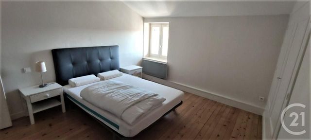 Appartement F2 à louer - 3 pièces - 55.9 m2 - VILLEFRANCHE SUR SAONE - 69 - RHONE-ALPES - Century 21 Coquillat Immobilier