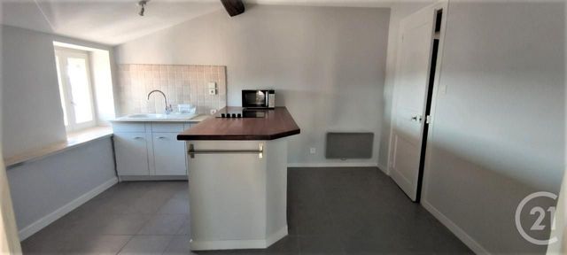 Appartement F2 à louer - 3 pièces - 55.9 m2 - VILLEFRANCHE SUR SAONE - 69 - RHONE-ALPES - Century 21 Coquillat Immobilier