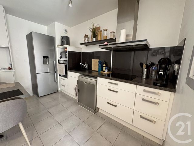 Appartement F2 à louer - 2 pièces - 41.6 m2 - BELLEVILLE - 69 - RHONE-ALPES - Century 21 Coquillat Immobilier