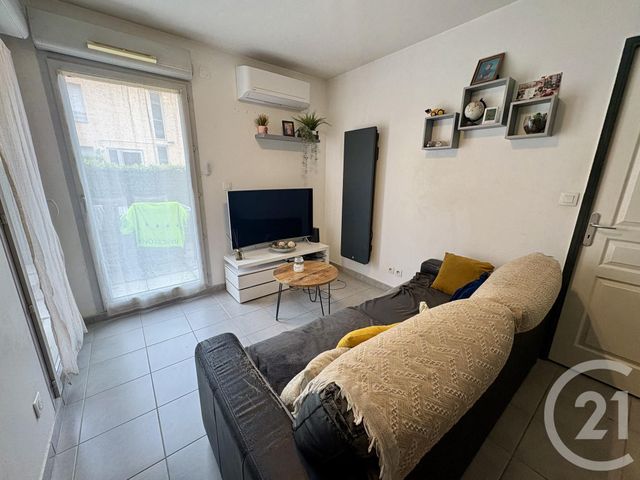 Appartement F2 à louer - 2 pièces - 41.6 m2 - BELLEVILLE - 69 - RHONE-ALPES - Century 21 Coquillat Immobilier