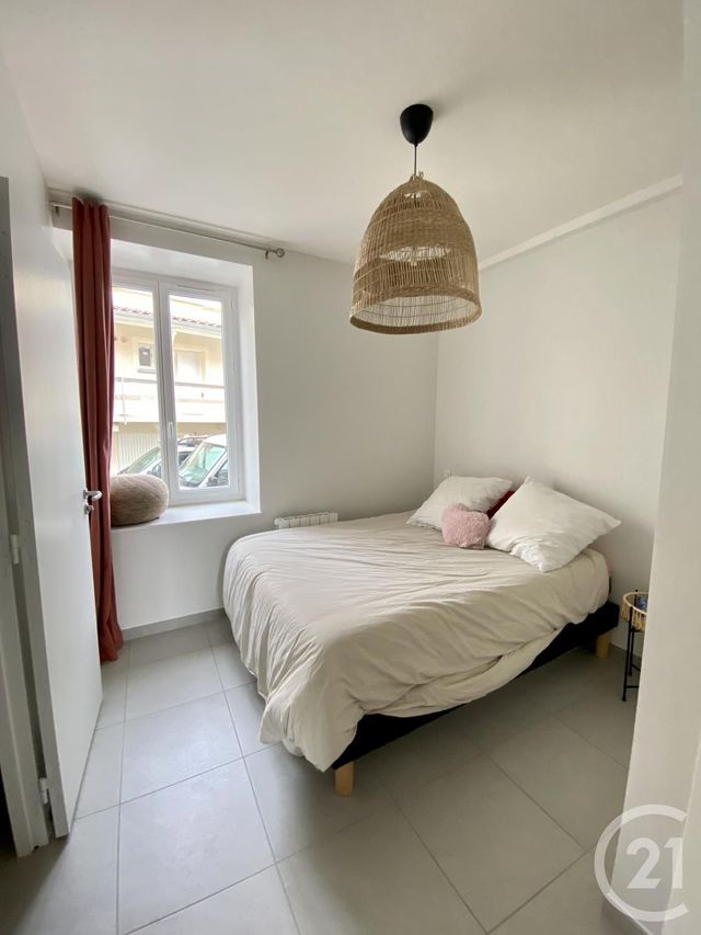 Appartement F2 à louer - 2 pièces - 34.53 m2 - ST ETIENNE DES OULLIERES - 69 - RHONE-ALPES - Century 21 Coquillat Immobilier