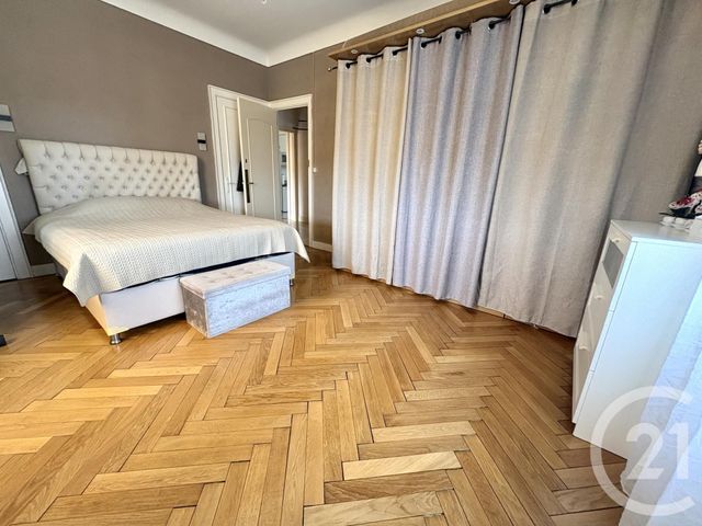 Appartement F3 à louer - 3 pièces - 93.06 m2 - BELLEVILLE - 69 - RHONE-ALPES - Century 21 Coquillat Immobilier