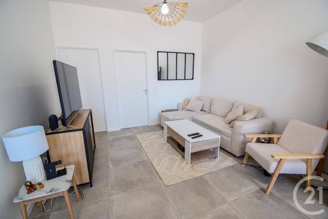 Appartement T3 à vendre - 3 pièces - 55.5 m2 - BELLEVILLE - 69 - RHONE-ALPES - Century 21 Coquillat Immobilier