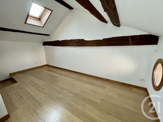 Appartement F3 à louer - 3 pièces - 49.64 m2 - BELLEVILLE - 69 - RHONE-ALPES - Century 21 Coquillat Immobilier