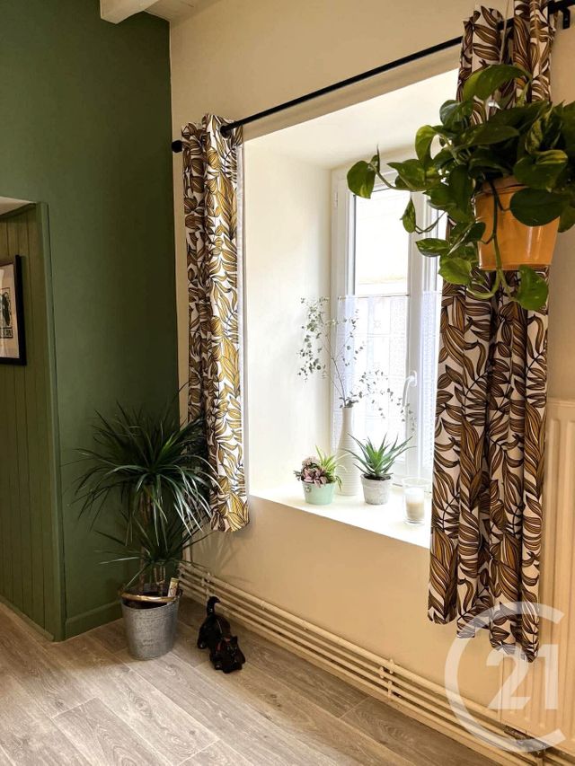 maison à louer - 3 pièces - 80.0 m2 - GUEREINS - 01 - RHONE-ALPES - Century 21 Coquillat Immobilier