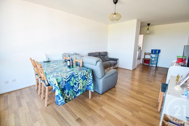 Appartement F3 à vendre - 3 pièces - 66.0 m2 - BELLEVILLE - 69 - RHONE-ALPES - Century 21 Coquillat Immobilier