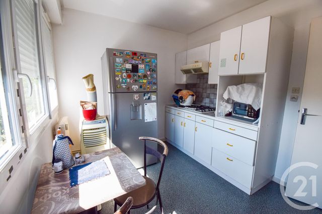 Appartement F3 à vendre - 3 pièces - 66.0 m2 - BELLEVILLE - 69 - RHONE-ALPES - Century 21 Coquillat Immobilier