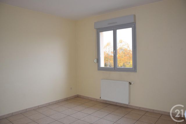 Appartement F4 à louer - 4 pièces - 93.79 m2 - BELLEVILLE - 69 - RHONE-ALPES - Century 21 Coquillat Immobilier