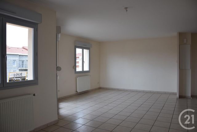Appartement F4 à louer - 4 pièces - 93.79 m2 - BELLEVILLE - 69 - RHONE-ALPES - Century 21 Coquillat Immobilier