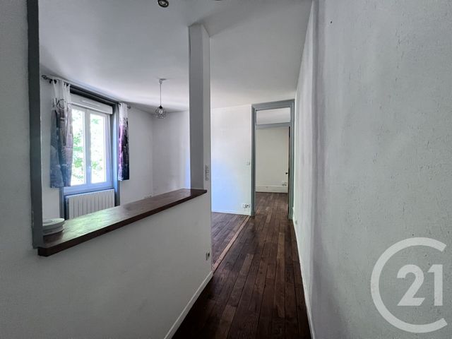 Appartement T2 à louer - 2 pièces - 38.0 m2 - FLEURIE - 69 - RHONE-ALPES - Century 21 Coquillat Immobilier