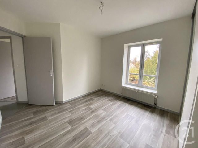 Appartement T4 à louer - 5 pièces - 97.92 m2 - BELLEVILLE - 69 - RHONE-ALPES - Century 21 Coquillat Immobilier