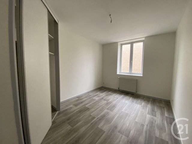 Appartement T4 à louer - 5 pièces - 97.92 m2 - BELLEVILLE - 69 - RHONE-ALPES - Century 21 Coquillat Immobilier